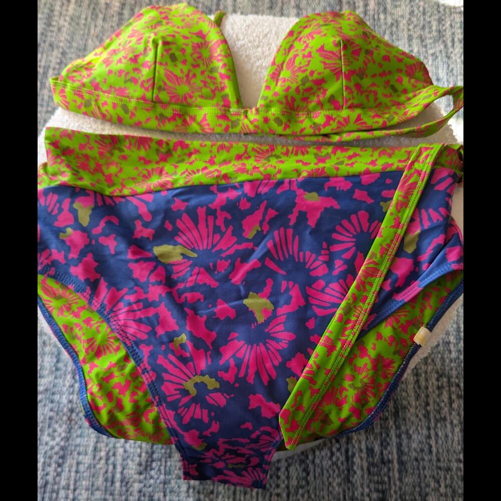 Summersalt Limited Edition Green and Pink Floral Bikini Set- Size 4